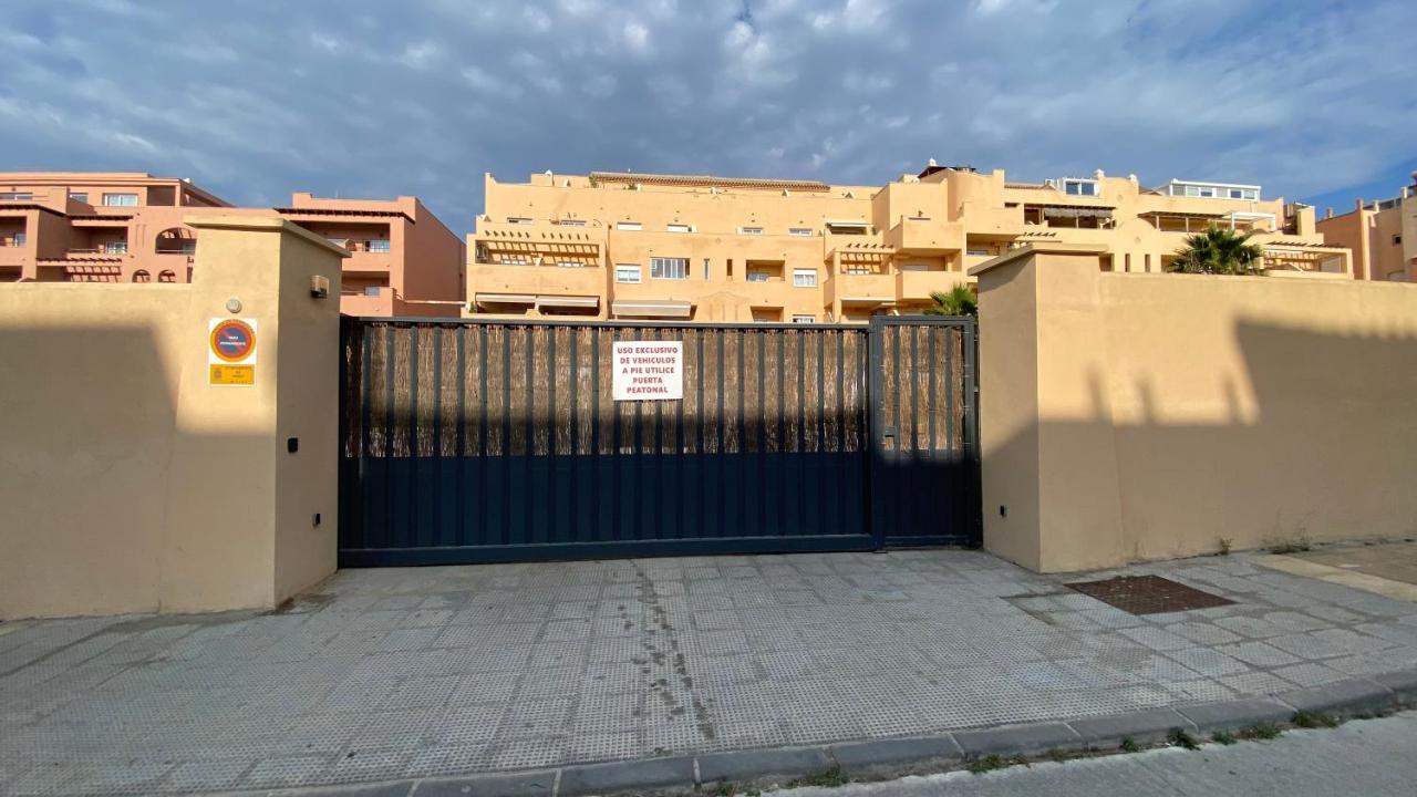 Studio "Mosaico" With Parking, Air Conditioner, Pool, Fibre Optic 600Mb Included Tarifa Extérieur photo